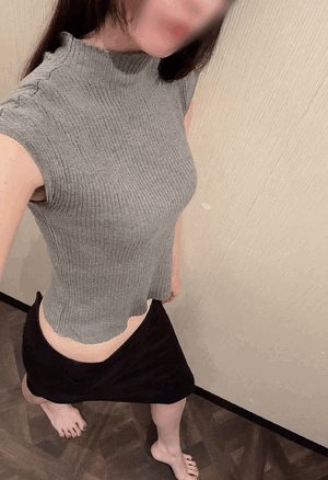 ファスナー全開