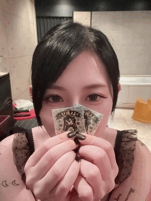 ハロウィンのお菓子の代わりに、シール作ってみた