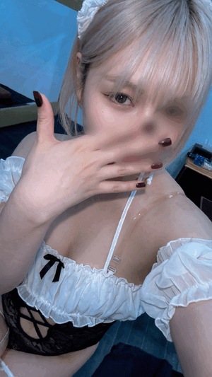 私は痴女の魔人です