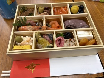 梅ゴの正月は楽しい✨